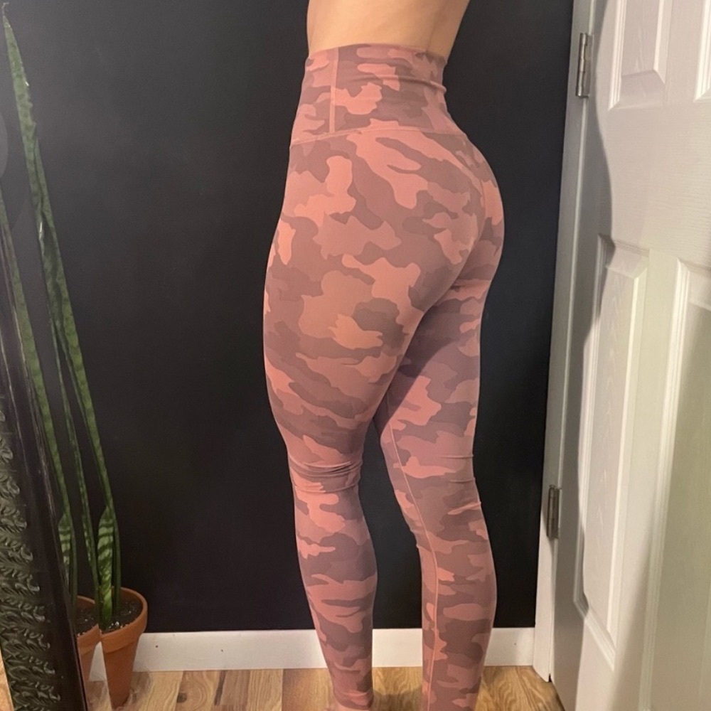 NWT 🍋 Lululemon 🍋 Align 25"   Size 4 - Picture 6 of 12